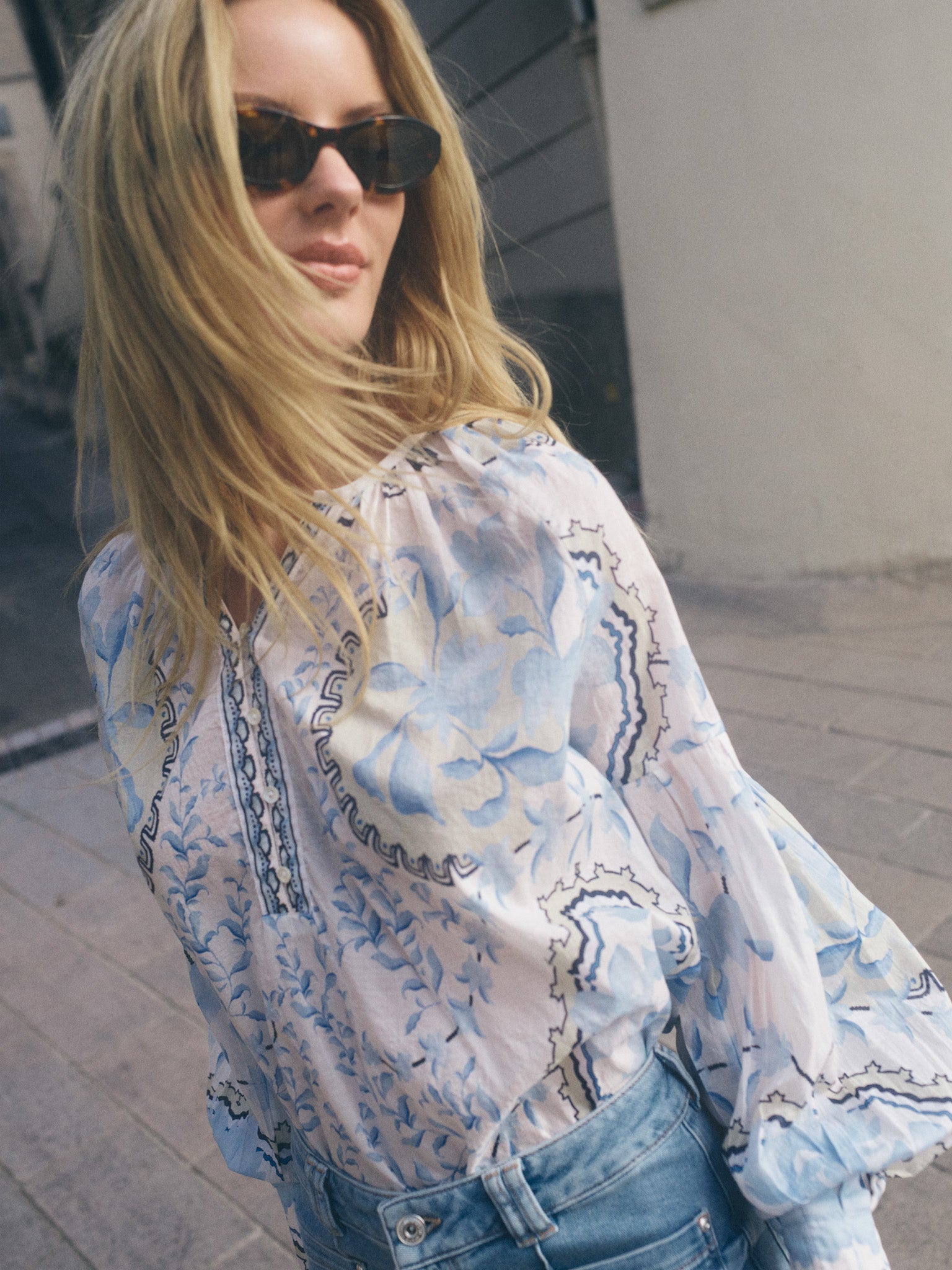 Modelshot / Brunnera Blue / Detail